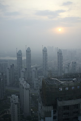 Lever de soleil sur Shanghai - Copyright (C) 2008 Yves Roumazeilles